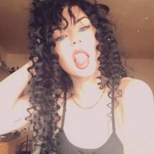 Meet your Posher, Faith